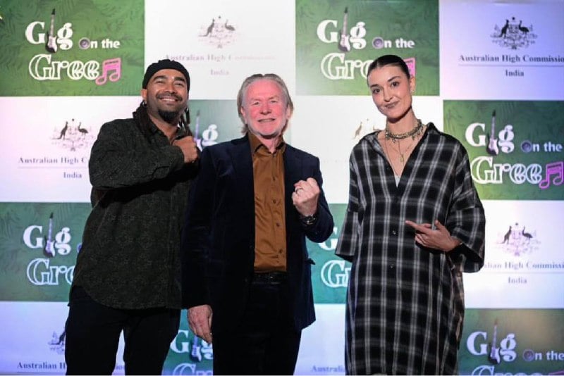 High Commissioner Philip Green OAM presenting his credentials to H.E. Smt. Droupadi Murmu ji