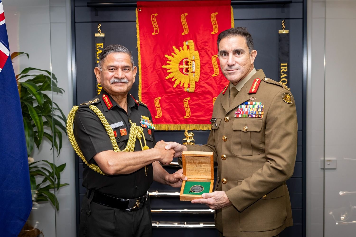 High Commissioner Philip Green OAM presenting his credentials to H.E. Smt. Droupadi Murmu ji