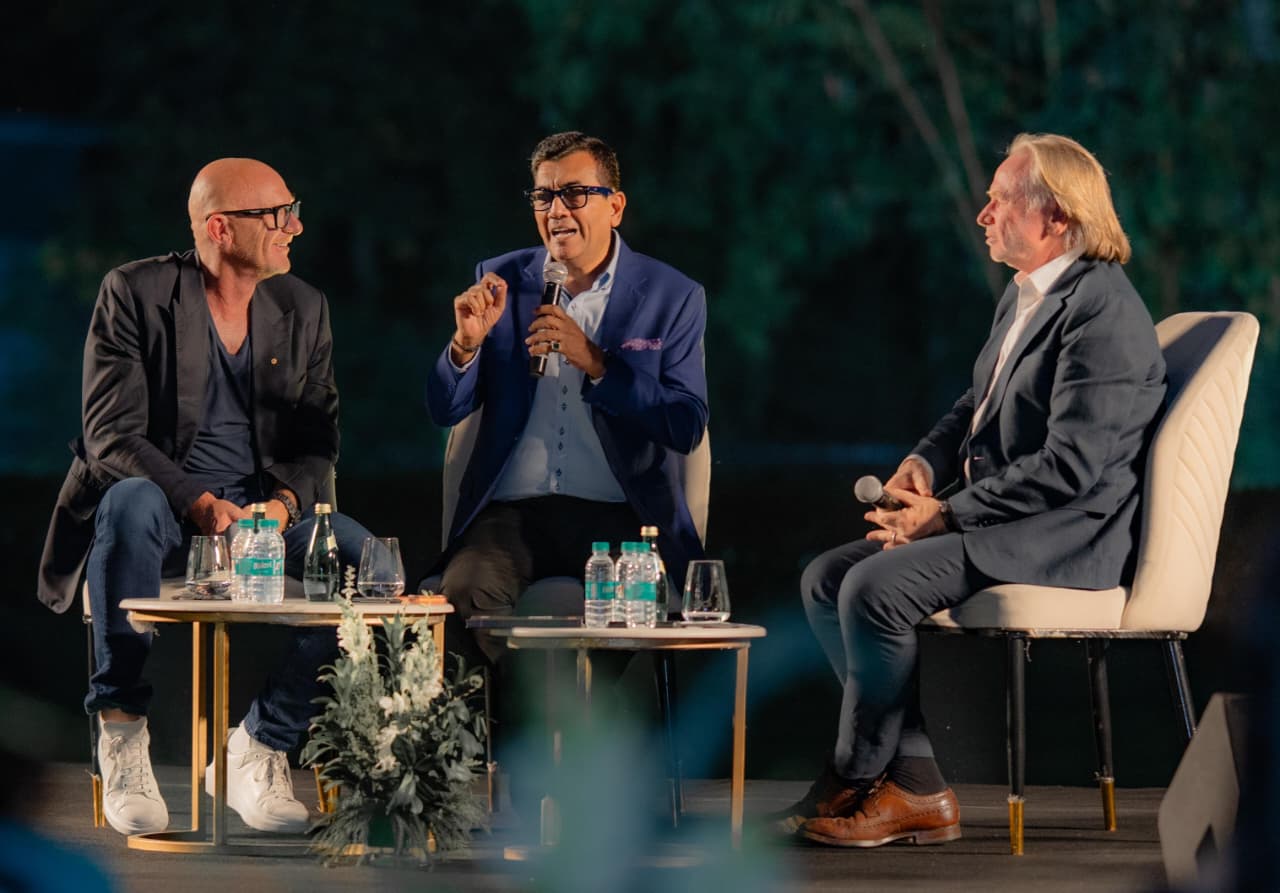 High Commissioner Philip Green OAM presenting his credentials to H.E. Smt. Droupadi Murmu ji